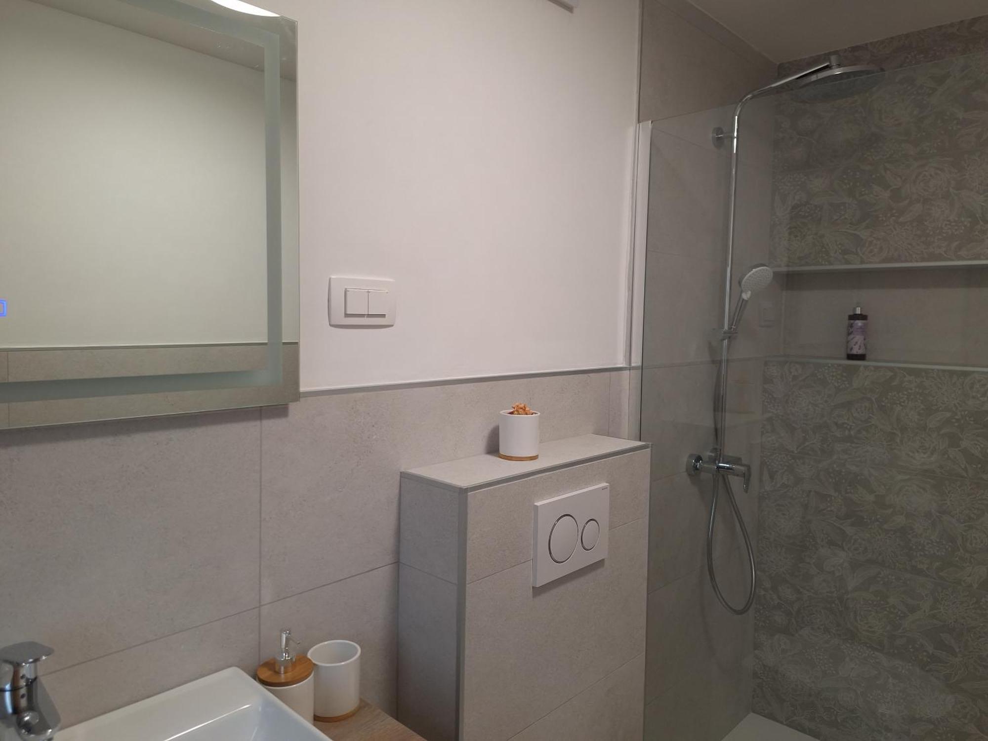 Apartment With A View بوهينيسكا بيستريكا المظهر الخارجي الصورة
